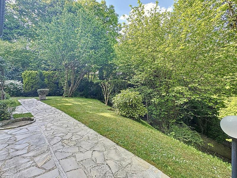 Maison - 182 m² - 7 pièces