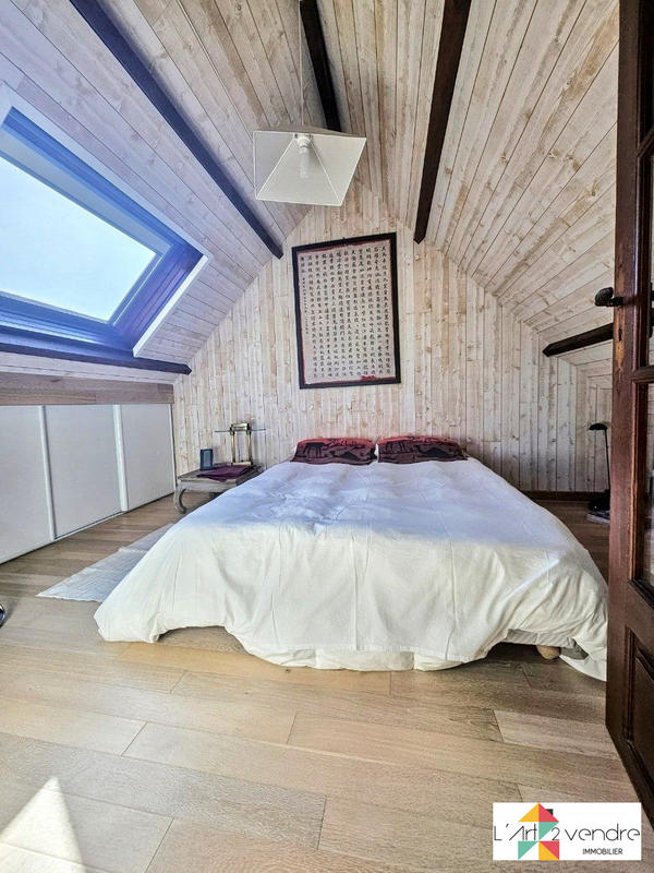 Maison - 185 m² - 6 pièces