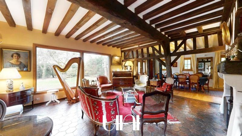 Maison - 291 m² - 14 pièces