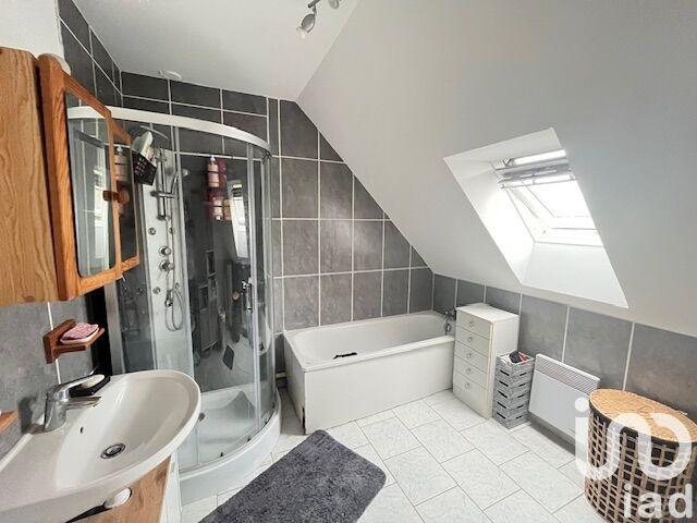 Maison - 85 m² - 5 pièces