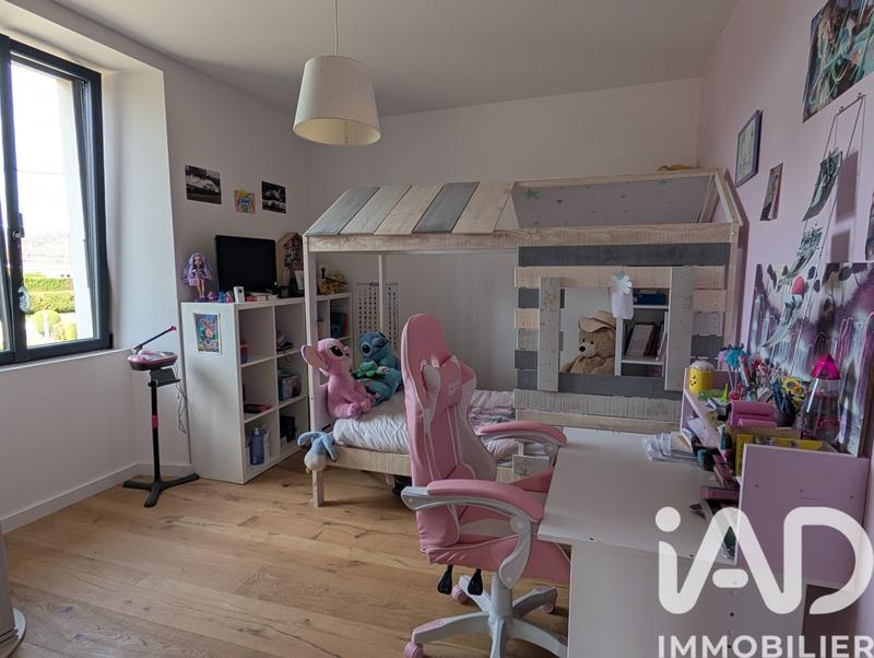 Maison - 140 m² - 5 pièces