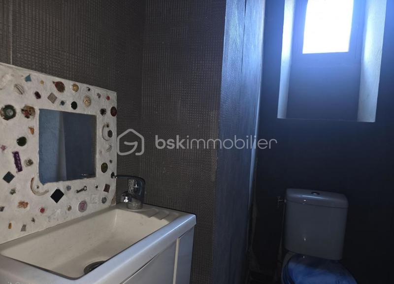 Immeuble - 1 500 m² - 37 pièces