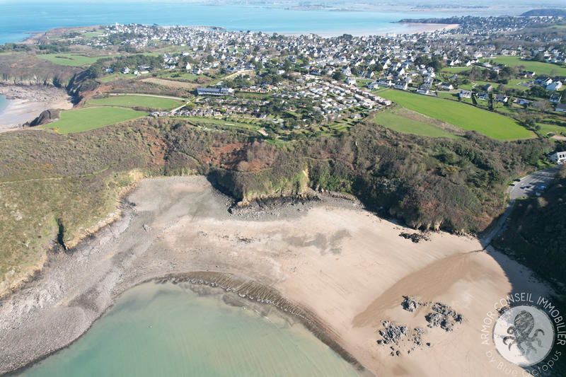 Maison - 195 m² - 8 pièces