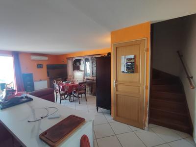 Maison traditionnelle - 70 m² - 4 pièces