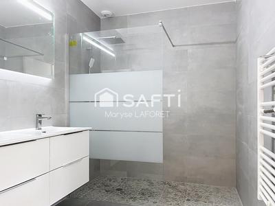 Maison - 85 m² - 3 pièces