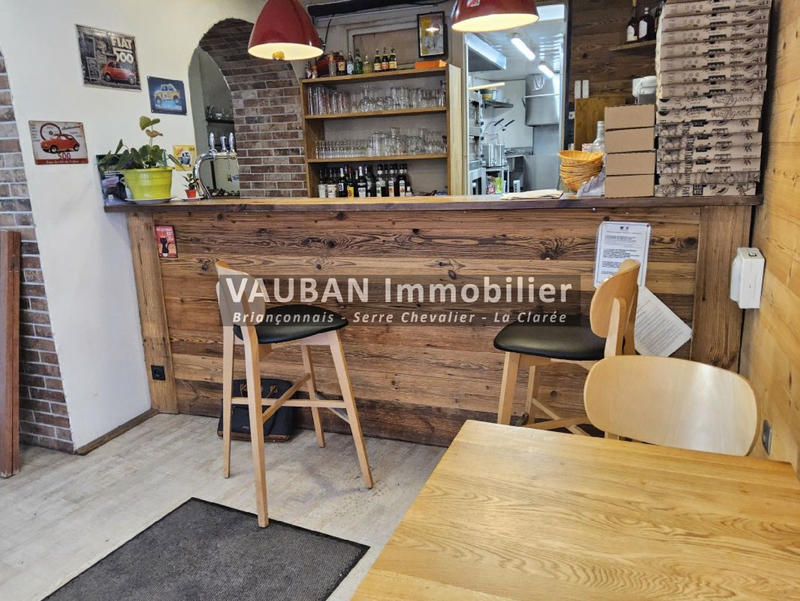 Fonds de commerce - Magasins - 102 m²