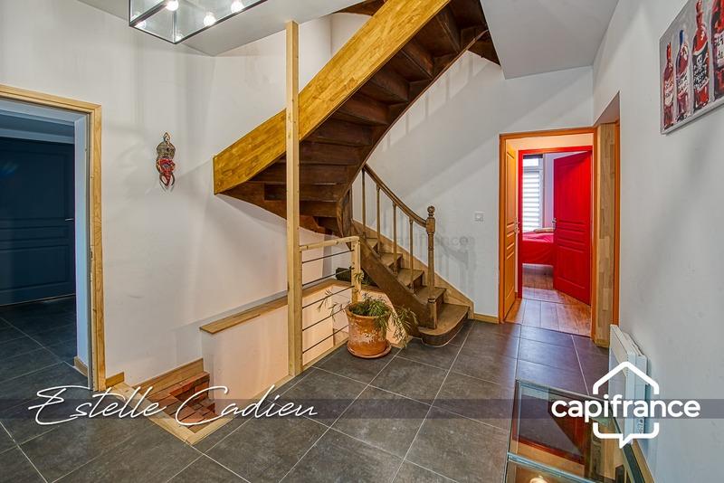 Propriété - 417 m² - 20 pièces