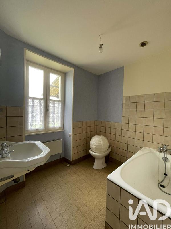 Maison - 182 m² - 10 pièces