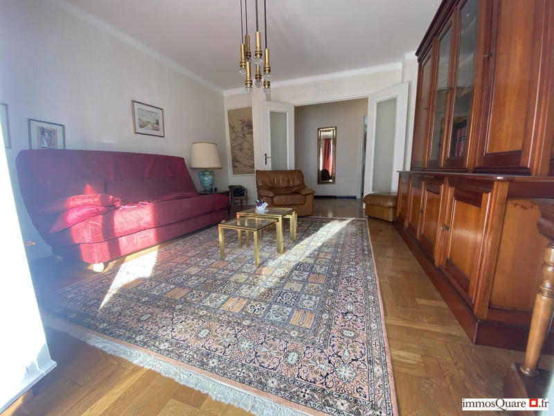 Appartement - 101 m² - 5 pièces