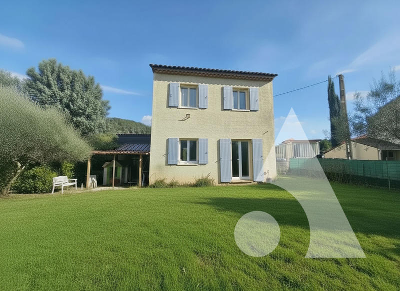 Maison - 83 m² - 4 pièces