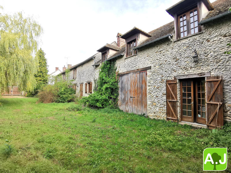 Maison ancienne - 332 m² - 9 pièces