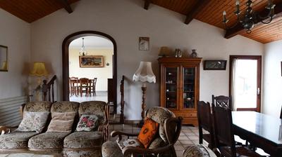 Maison - 96 m² - 5 pièces