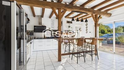 Maison - 292 m² - 8 pièces