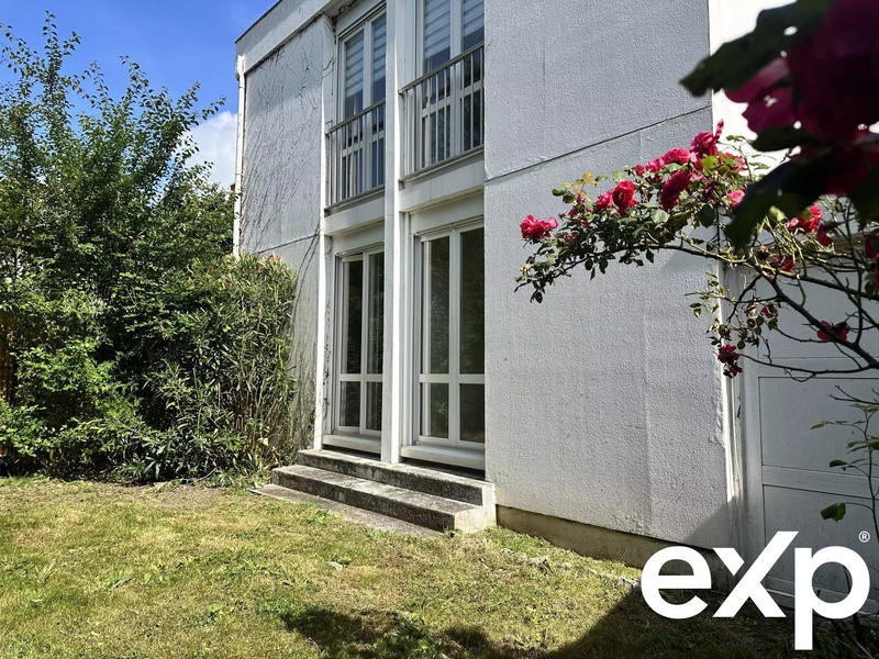 Maison - 77 m² - 5 pièces