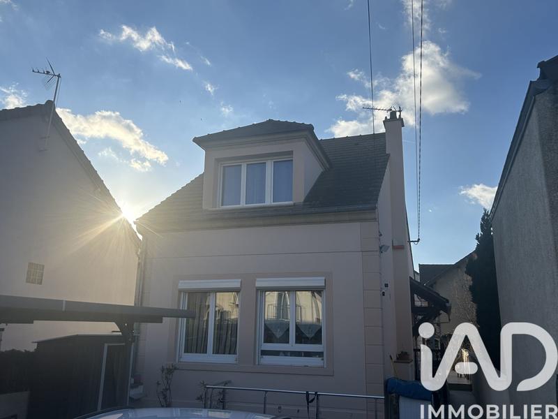 Maison - 89 m² - 5 pièces