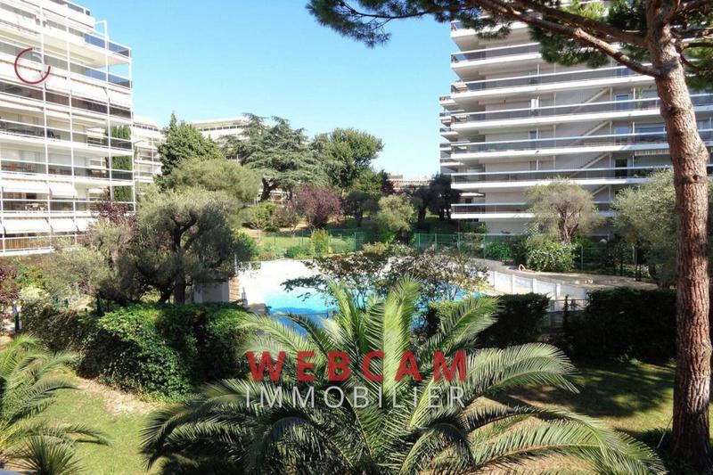 Studio - 24 m² - 1 pièce