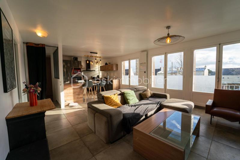 Maison - 85 m² - 4 pièces