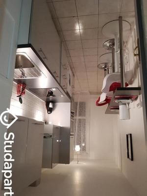 Chambre - 25 m² - 1 pièce