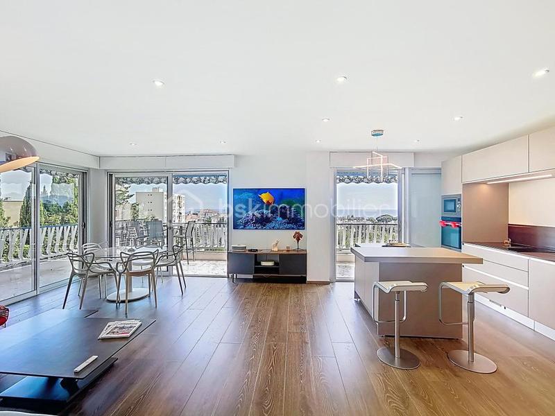 Appartement - 94 m² - 3 pièces