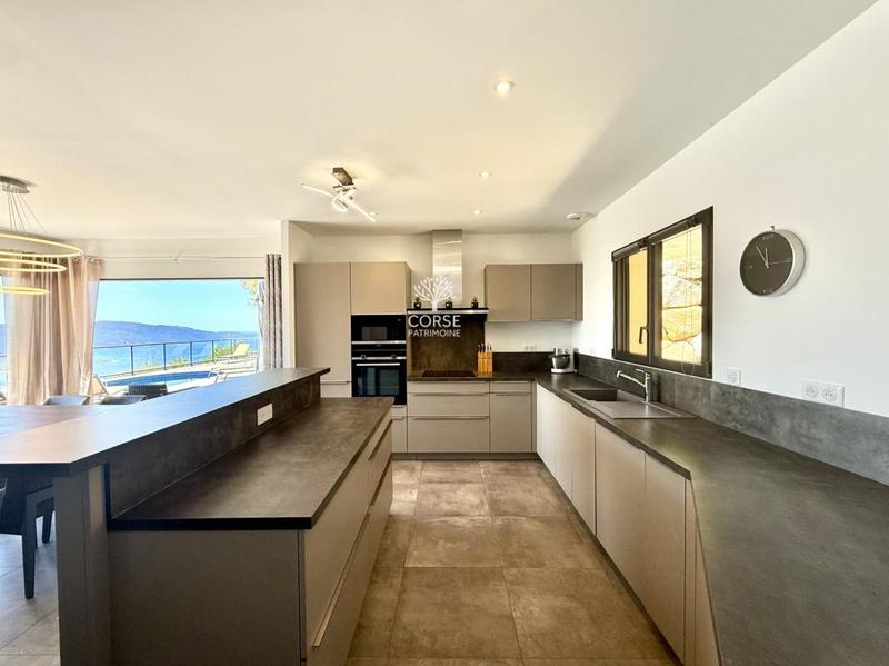 Villa - 115 m² - 4 pièces