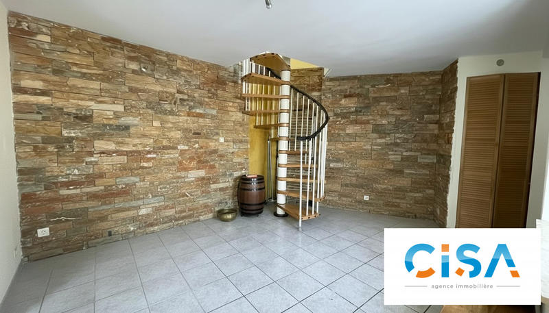 Maison - 65 m² - 3 pièces