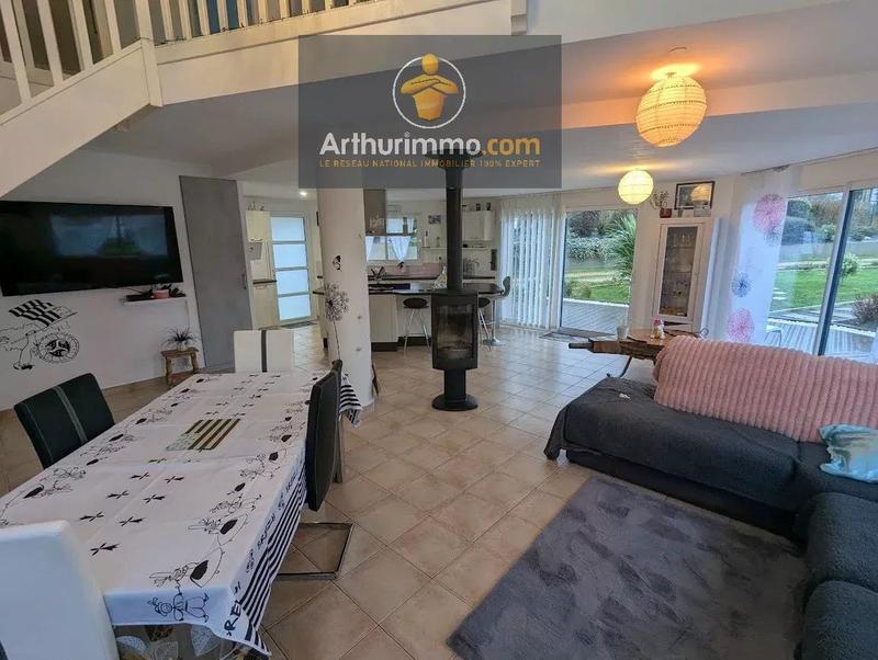 Maison - 144 m² - 5 pièces