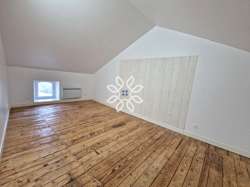 Maison - 110 m² - 7 pièces