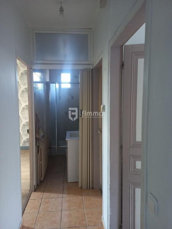 Propriété - 90 m² - 5 pièces