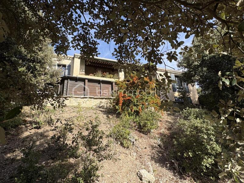 Maison traditionnelle - 170 m² - 5 pièces