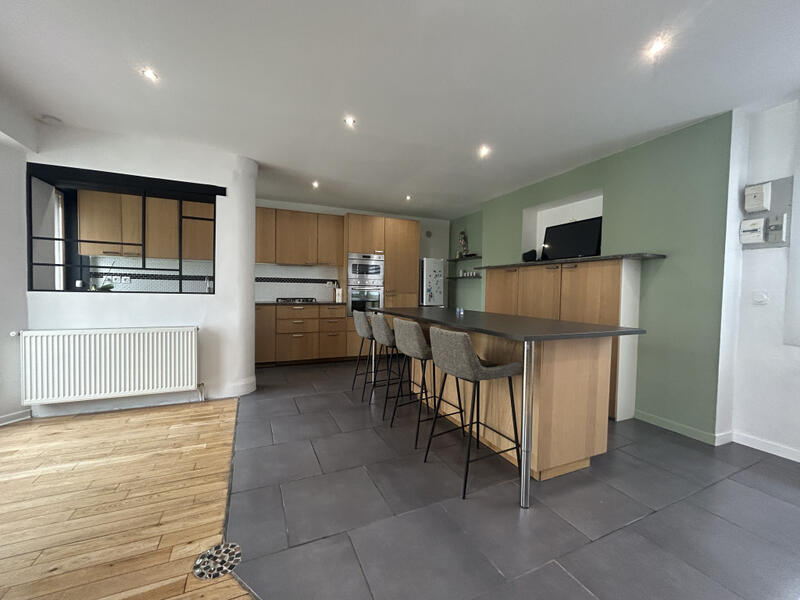 Maison - 135 m² - 5 pièces