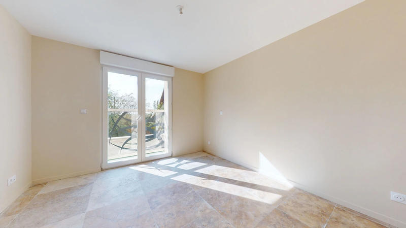 Appartement - 105 m² - 5 pièces