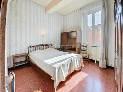 Maison de village - 263 m² - 8 pièces