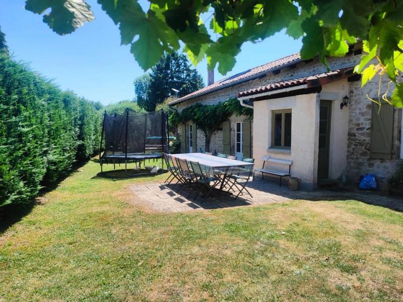 Maison - 96 m² - 4 pièces