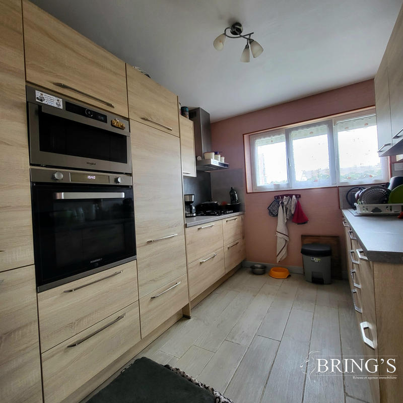 Maison - 75 m² - 5 pièces