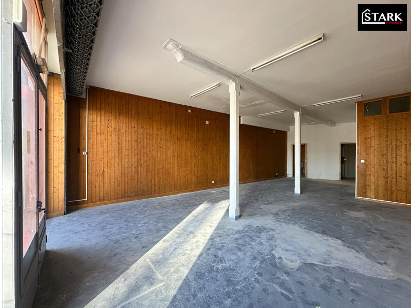 Local commercial - 76 m² - 3 pièces