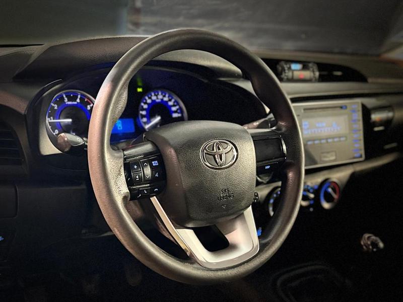 Toyota Hilux 2.4 d-4d Xtra cabine Awd 150ch Attelage, Bluetooth, Climatisation