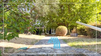 Bastide - 350 m² - 10 pièces