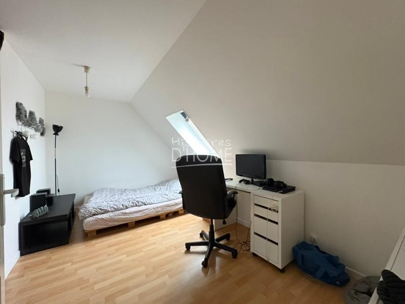 Maison - 110 m² - 6 pièces