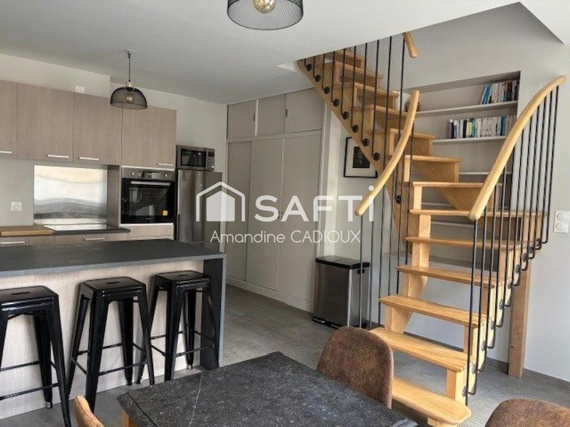 Maison - 350 m² - 5 pièces