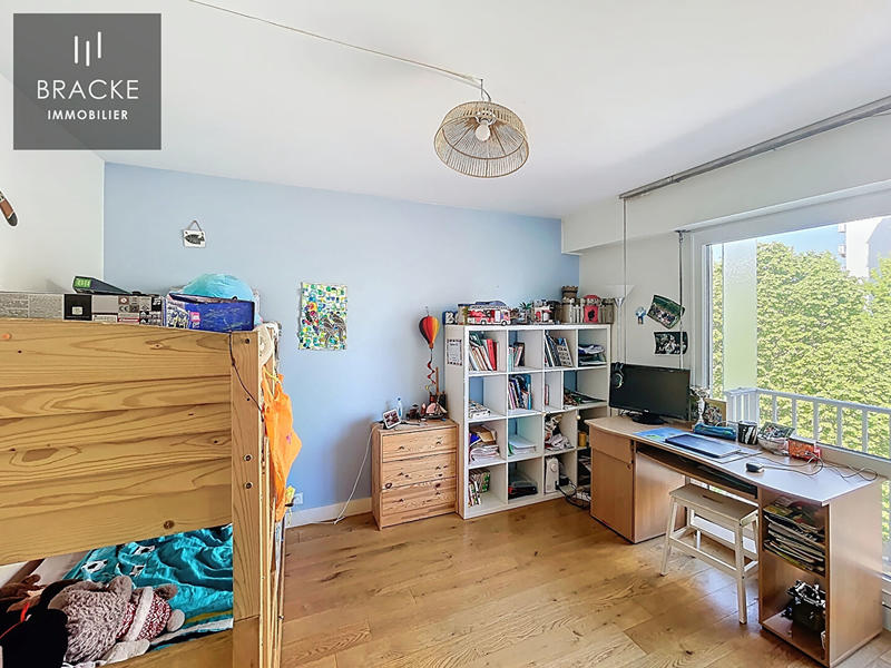 Appartement - 125 m² - 5 pièces