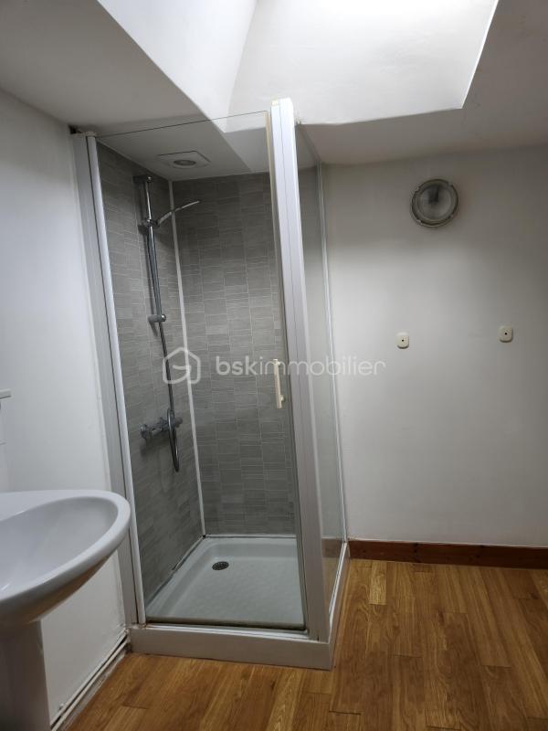 Maison ancienne - 190 m² - 8 pièces