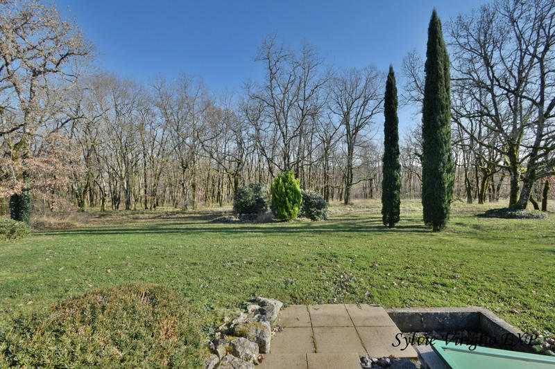 Maison - 207 m² - 6 pièces