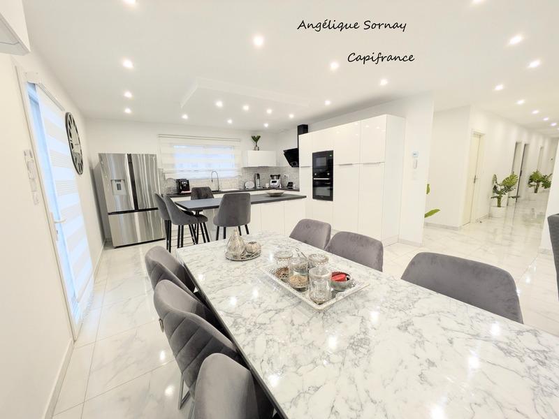 Maison - 160 m² - 7 pièces