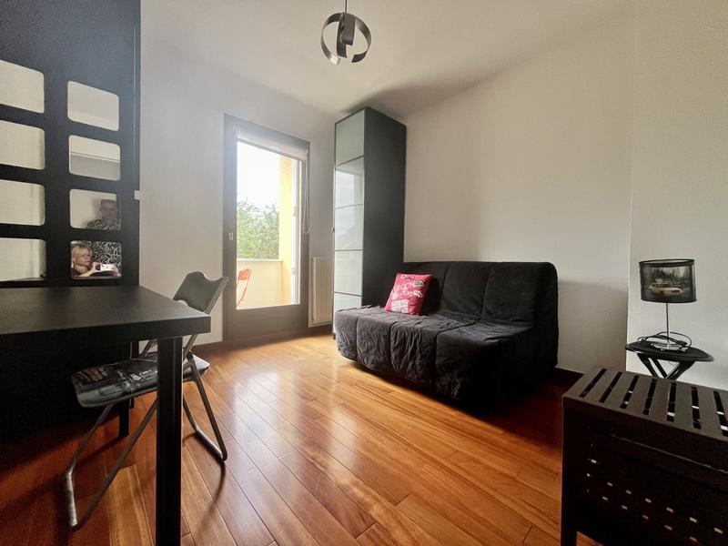 Appartement - 100 m² - 4 pièces