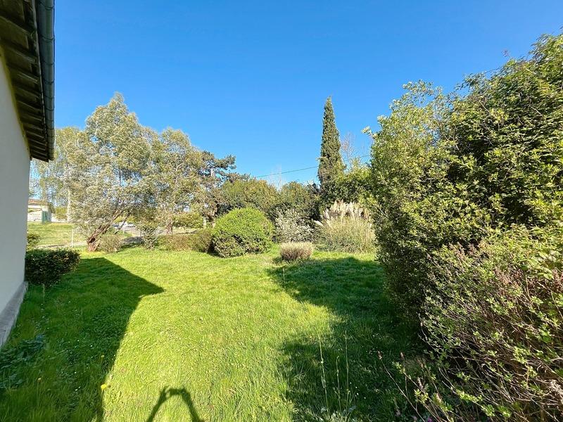 Maison - 160 m² - 8 pièces