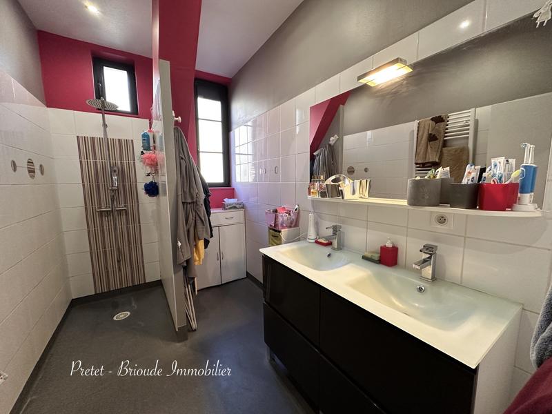 Appartement - 108 m² - 5 pièces