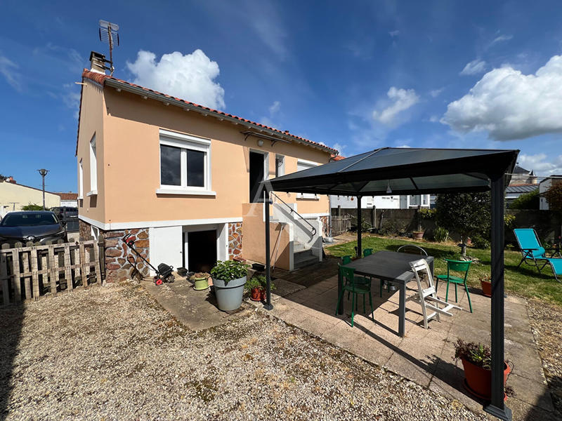 Maison - 100 m² - 4 pièces