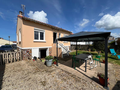 Maison - 100 m² - 4 pièces