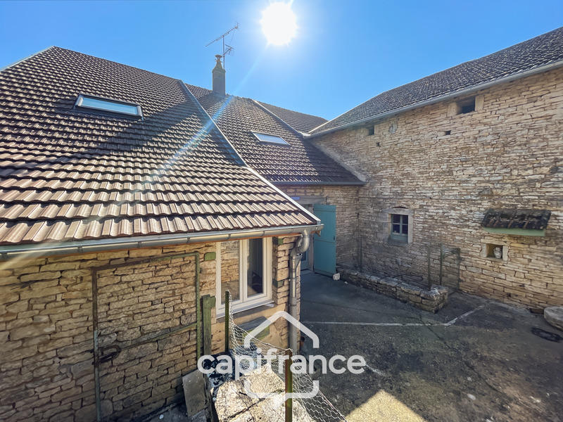 Maison - 170 m² - 7 pièces