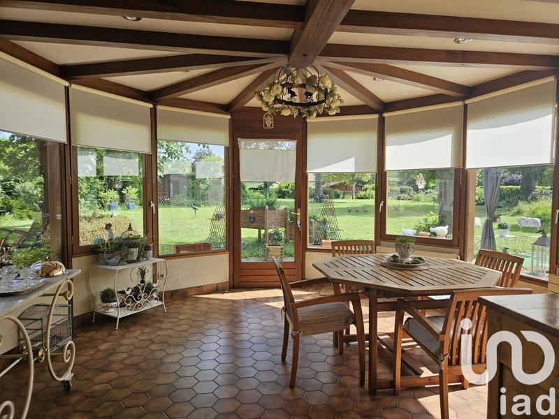 Maison - 216 m² - 10 pièces